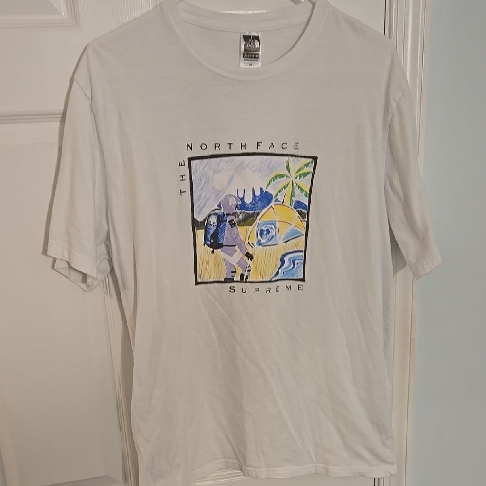 The North Face White Short Sleeve Tee with Artistic Graphic